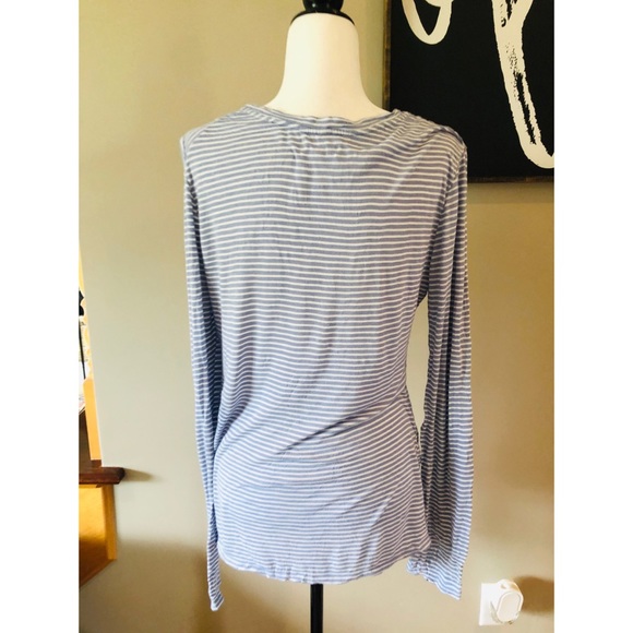 Velvet by Graham & Spencer Cold Shoulder Top - Picture 5 of 6